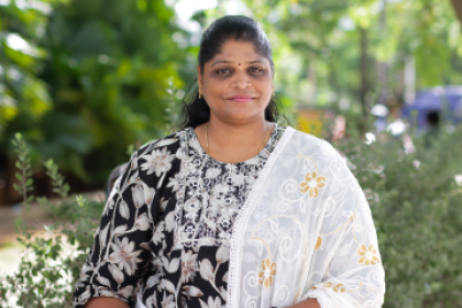 Dr Pavithra M R